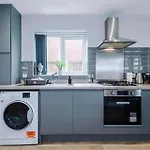 Charming Manchester 3-Bed House